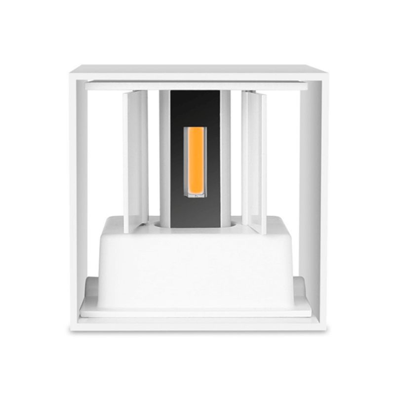 lucide-wandlamp-wit-vierkant